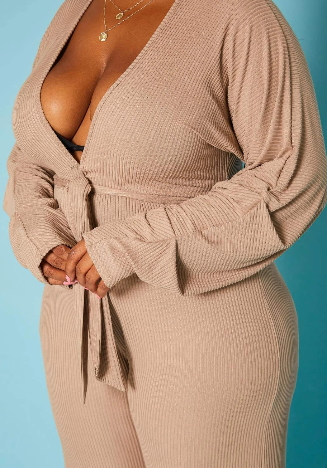 Plus Size Ribbed Deep V Neck Flare Jumpsuit - Image 5