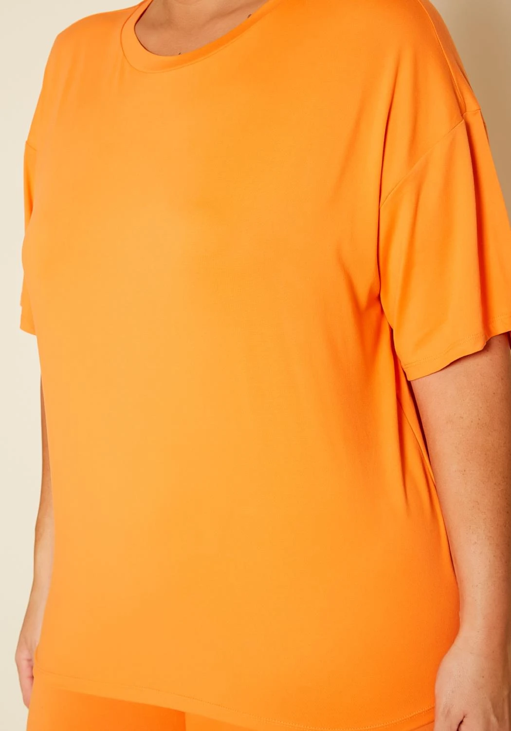 Plus Size T-Shirt & Biker Shorts Set - Image 5