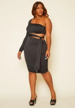 Plus Size One Sleeve Cut Out Dress