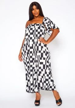 Plus Size Wide Legged Pocket Jumpsuit